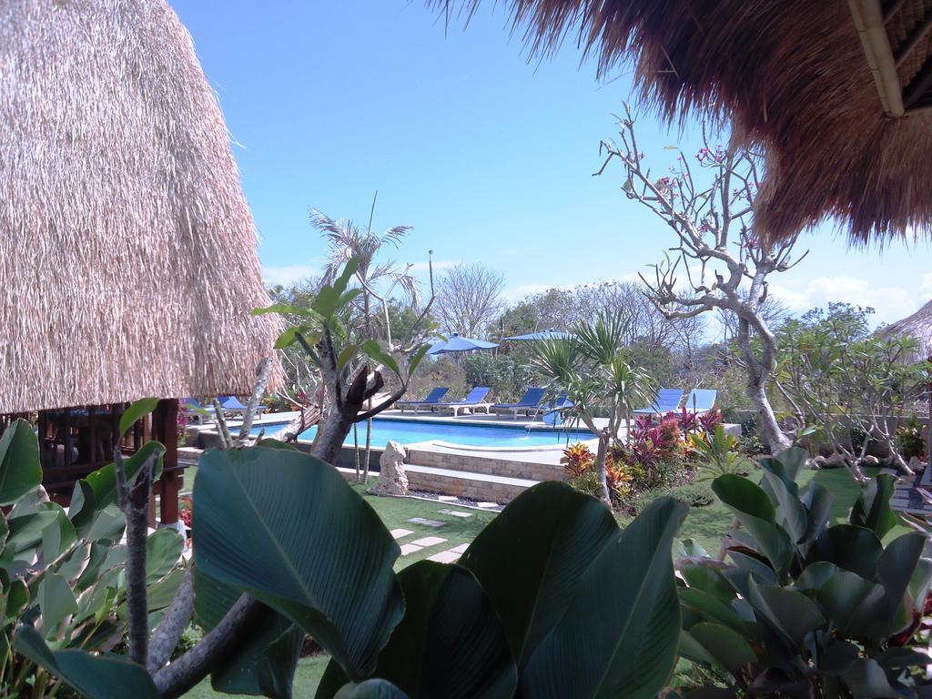 Harta Lembongan Villas Exterior photo