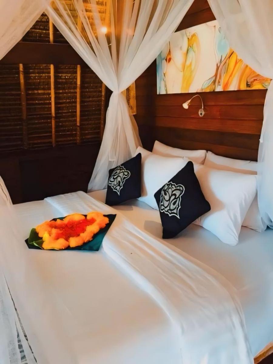 Harta Lembongan Villas Exterior photo