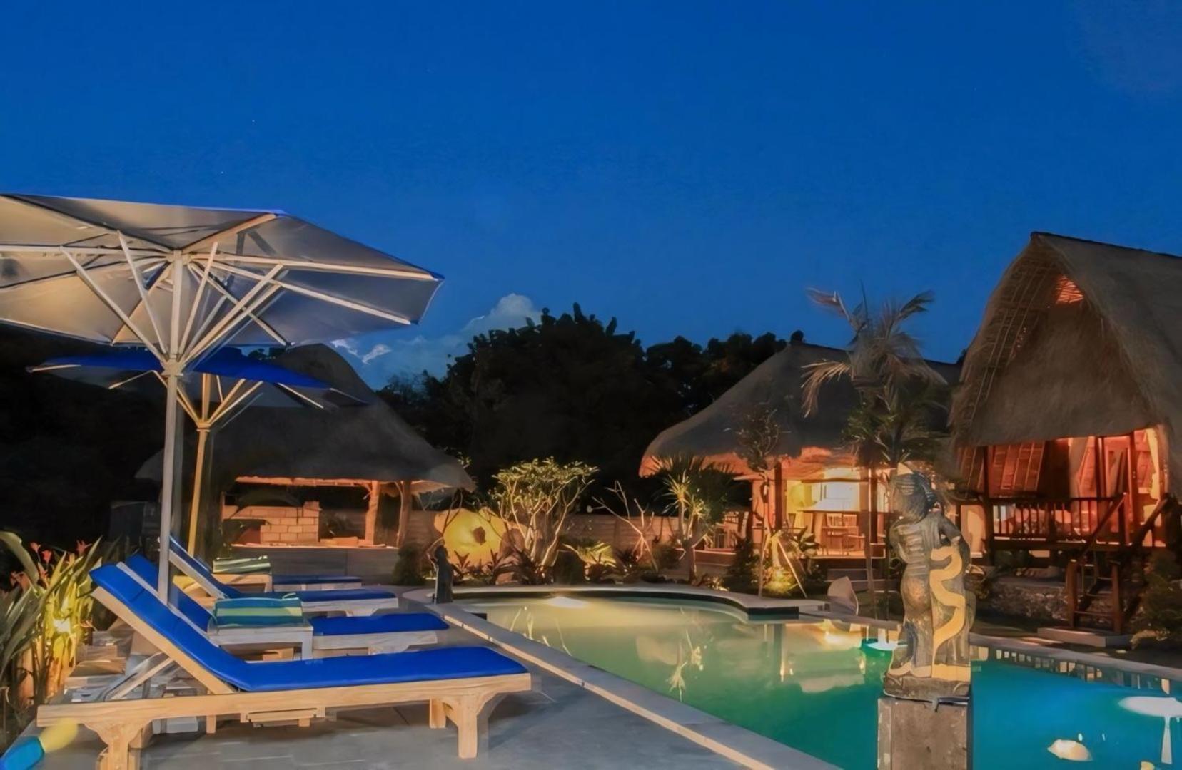 Harta Lembongan Villas Exterior photo