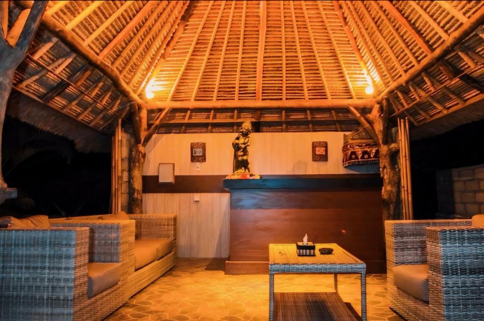 Harta Lembongan Villas Exterior photo